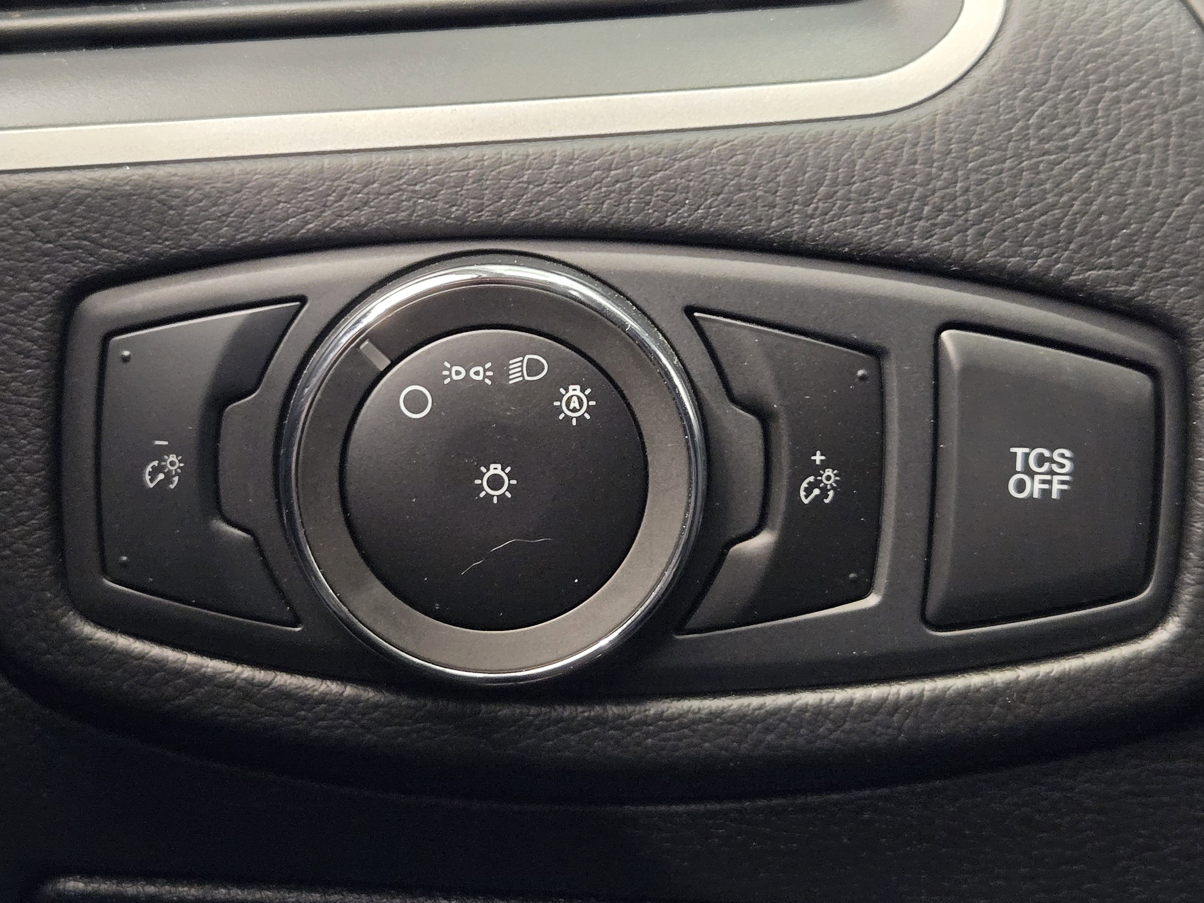 Certified 2023 Ford Edge SEL image 22