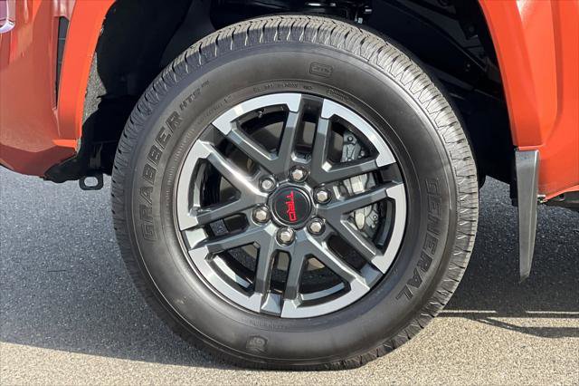 Certified 2025 Toyota Tacoma TRD Sport image 27