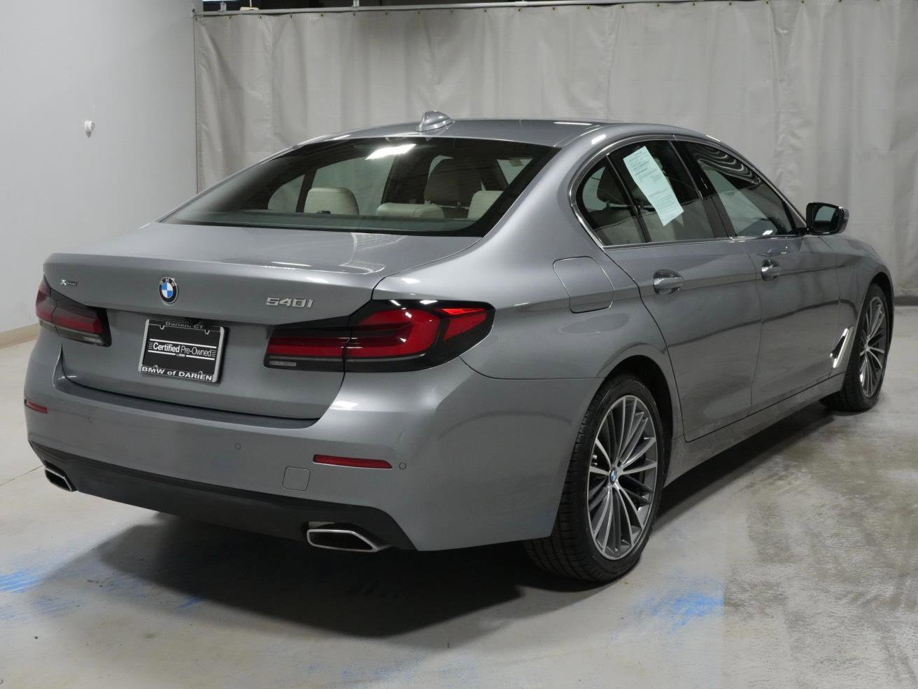 Certified 2023 BMW 540i xDrive w/ Premium Package image 16