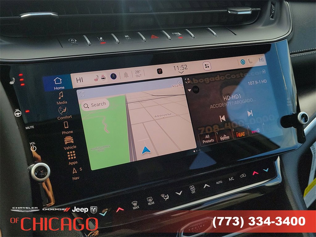 New 2026 Jeep Grand Cherokee Altitude image 30