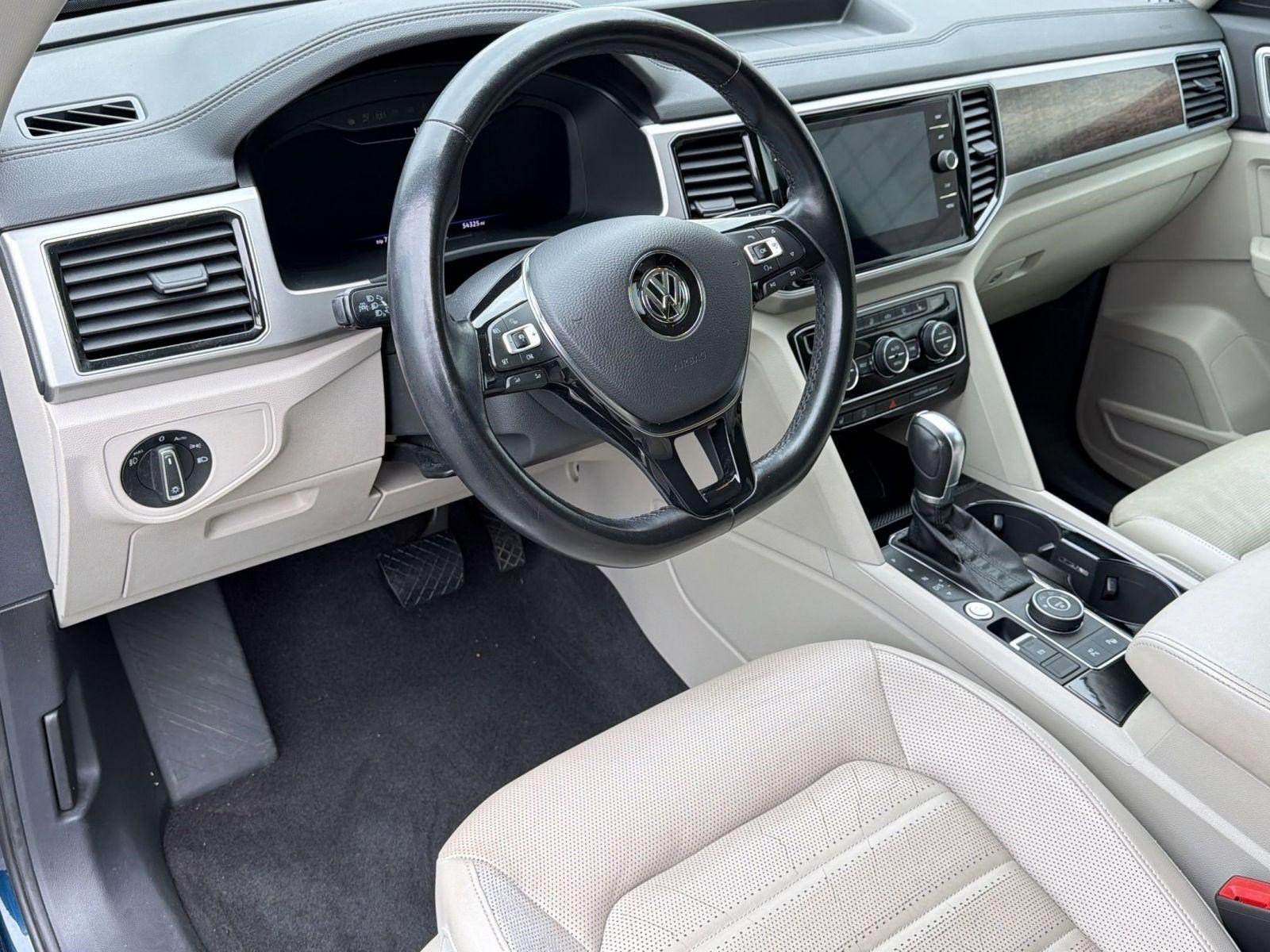 Used 2018 Volkswagen Atlas SEL Premium AWD/4WD image 4