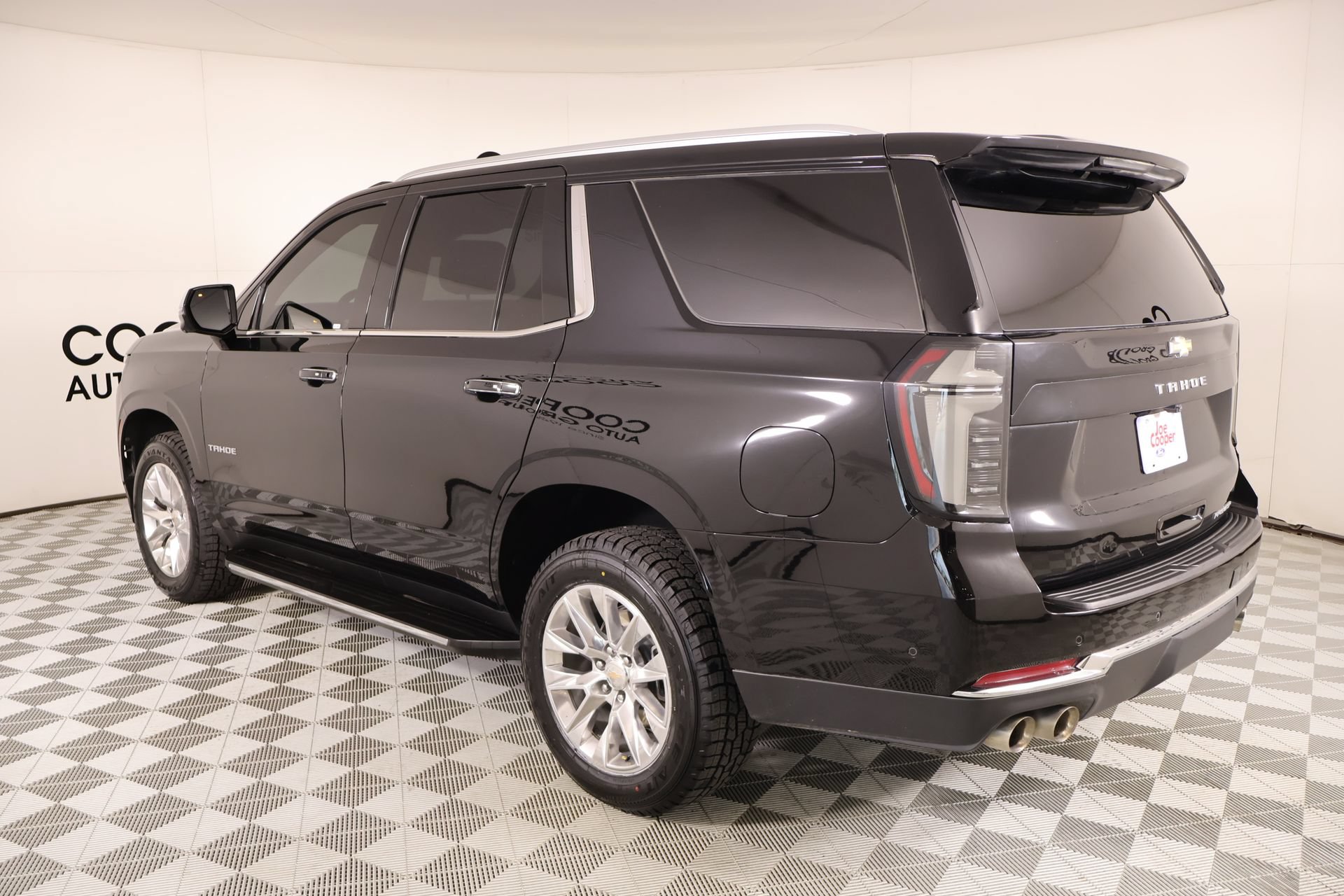 Used 2025 Chevrolet Tahoe Premier w/ Sun And Tow Package AWD/4WD image 24