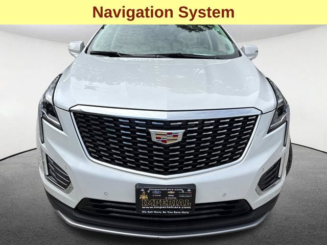 Used 2023 Cadillac XT5 Premium Luxury w/ LPO, Floor Liner Package AWD/4WD image 4