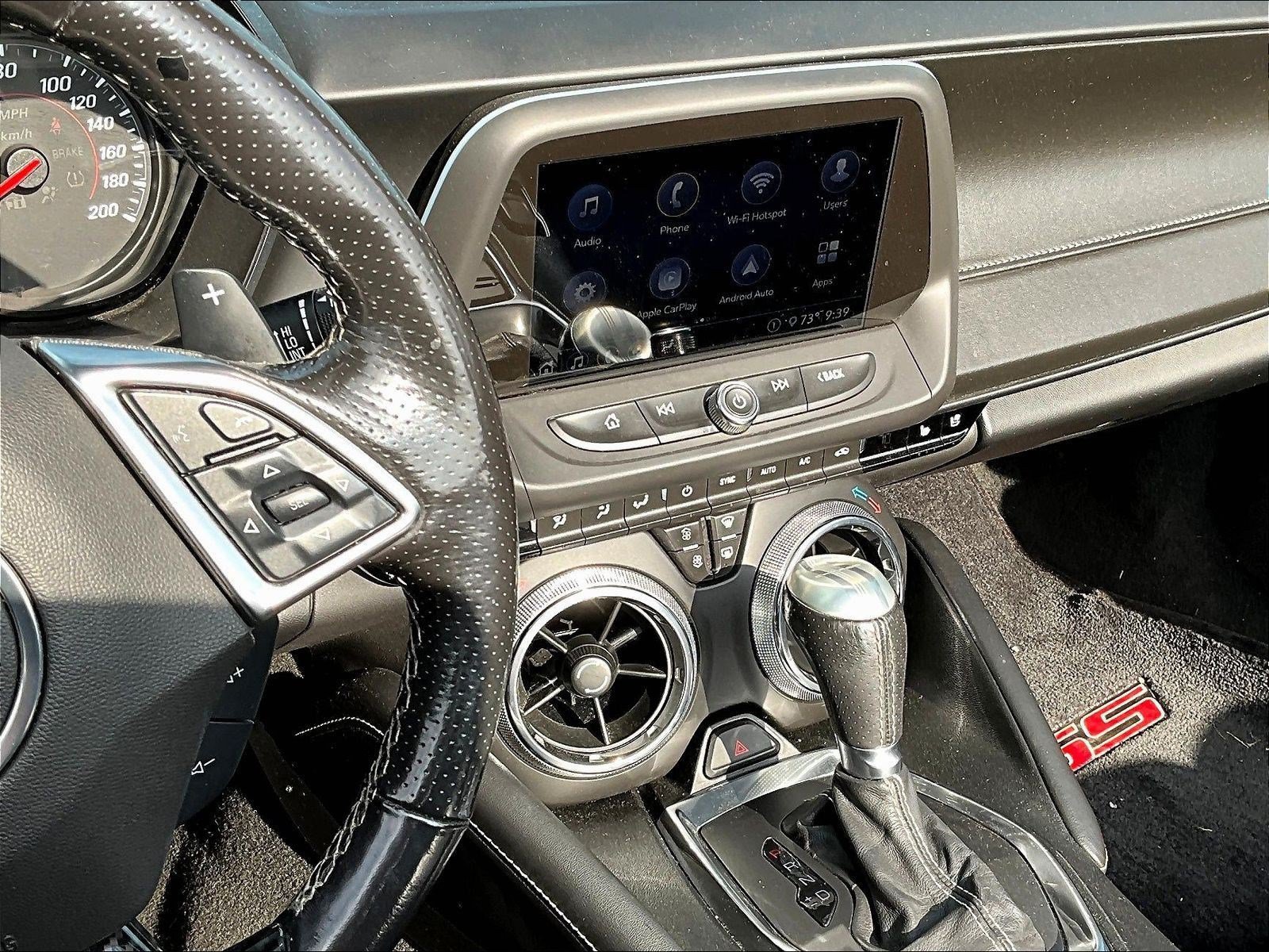 Used 2020 Chevrolet Camaro SS RWD image 9