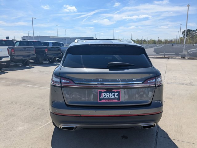 Used 2023 Lincoln Nautilus Reserve image 6