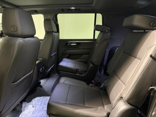 New 2026 Chevrolet Suburban LT w/ Comfort Package AWD/4WD image 28