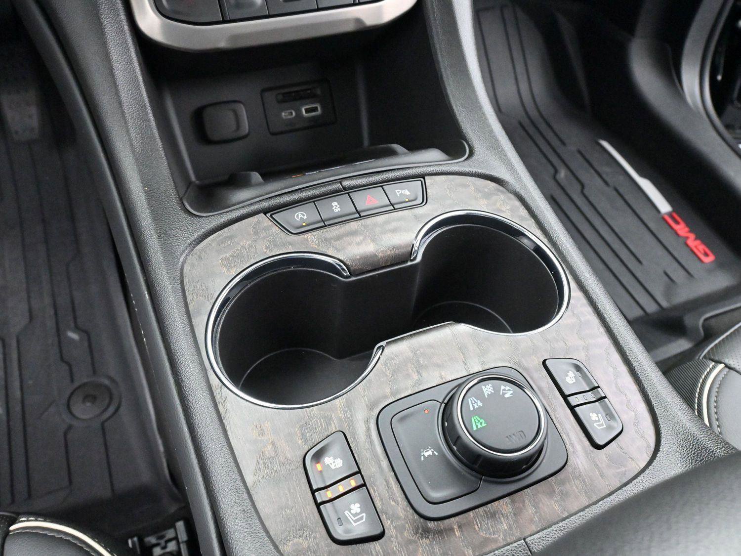 Used 2023 GMC Acadia Denali w/ LPO, Floor Liner Package image 18