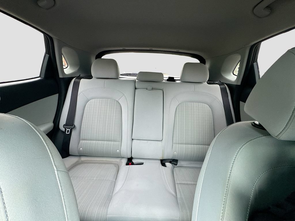 Used 2023 Hyundai Kona SEL FWD image 25