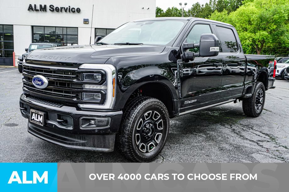 Used 2025 Ford F350 Platinum AWD/4WD image 2