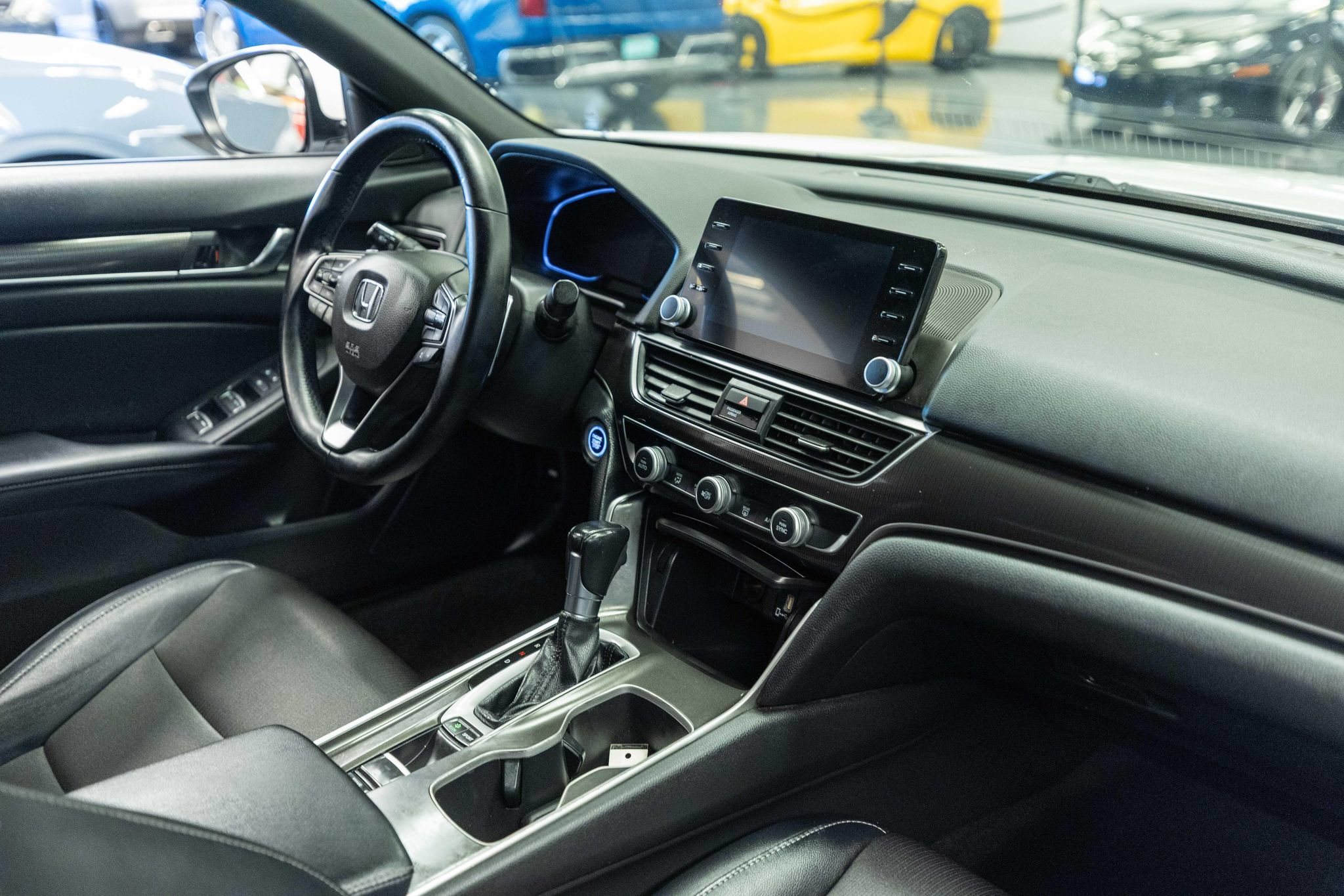 Used 2018 Honda Accord Sport image 14