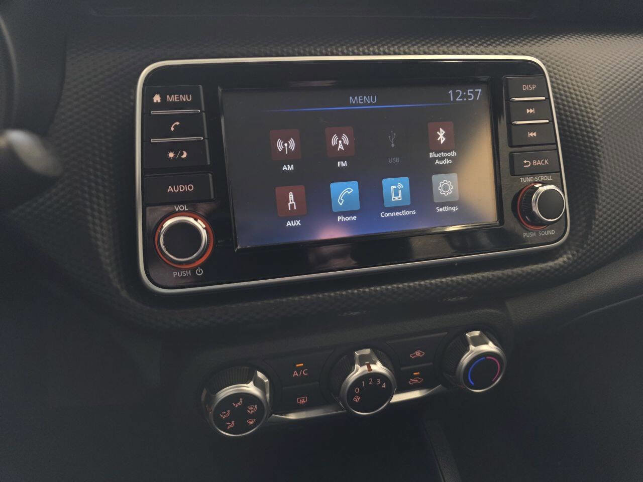 Used 2021 Nissan Kicks S image 12