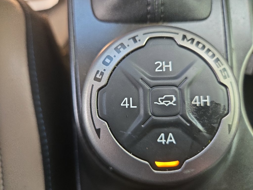 Used 2022 Ford Bronco Wildtrak image 10