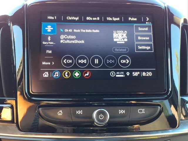 Used 2023 Chevrolet Traverse LT FWD image 19