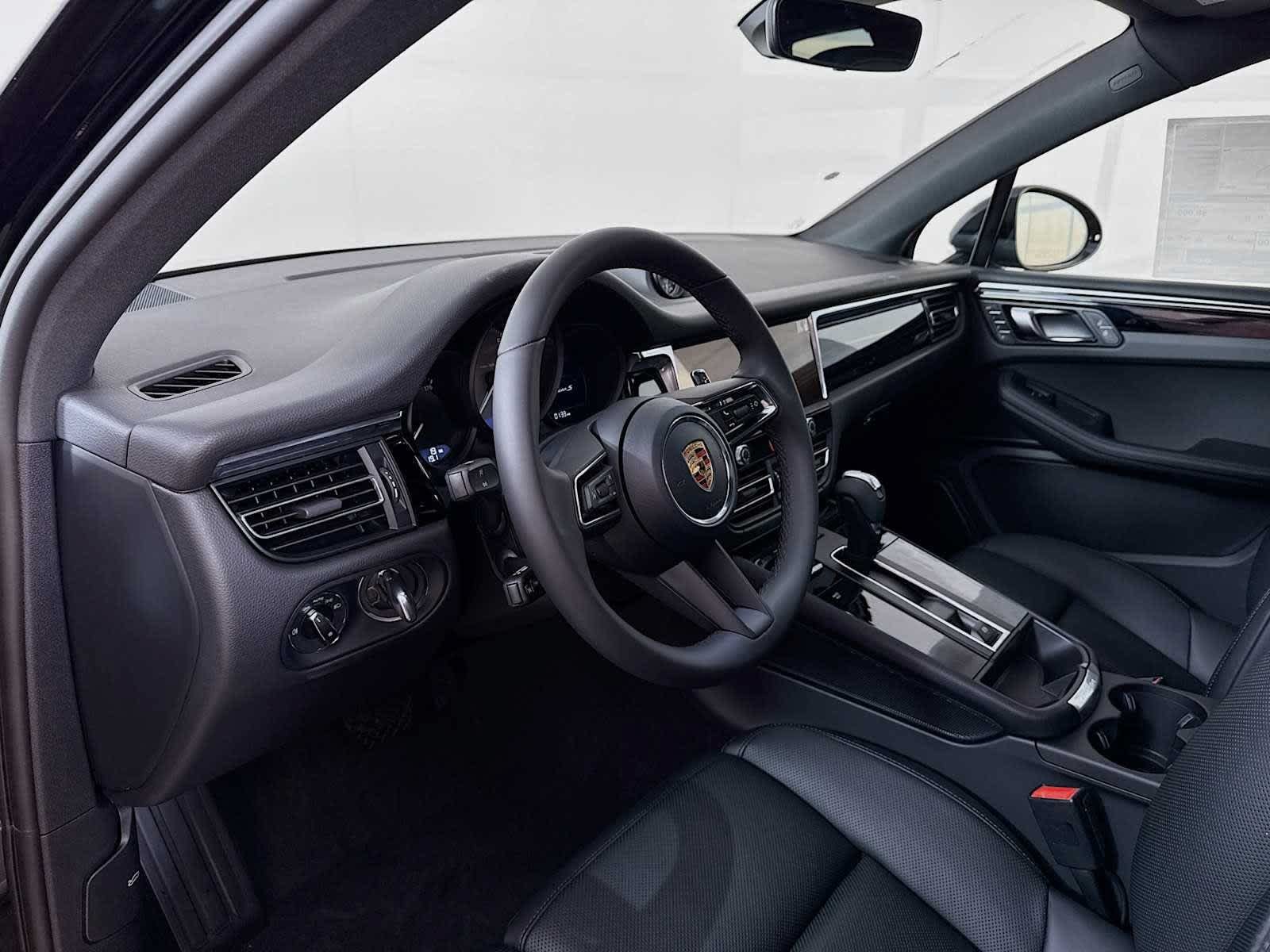 New 2026 Porsche Macan S AWD/4WD image 32