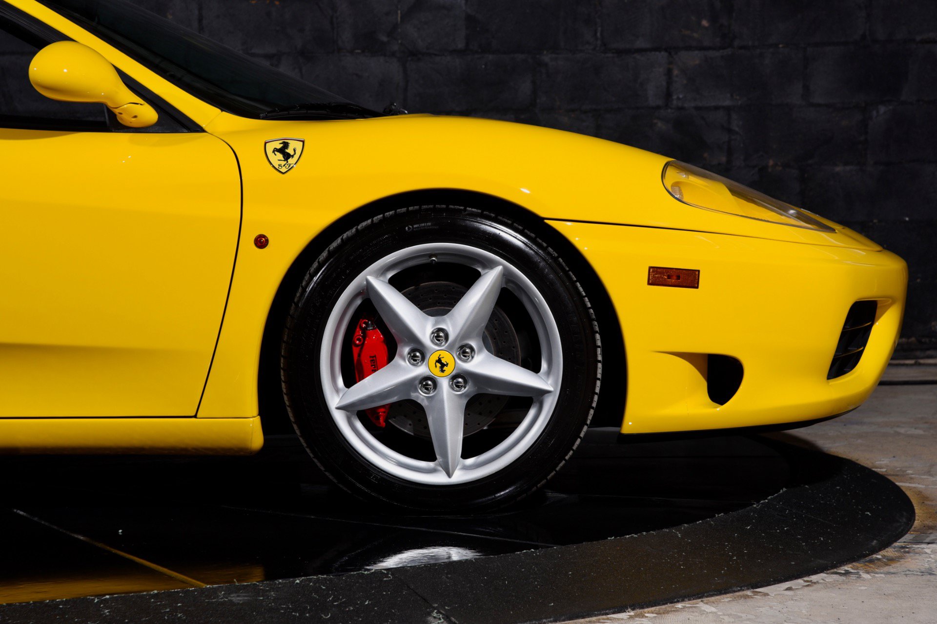 Used 2001 Ferrari 360 Spider RWD image 21