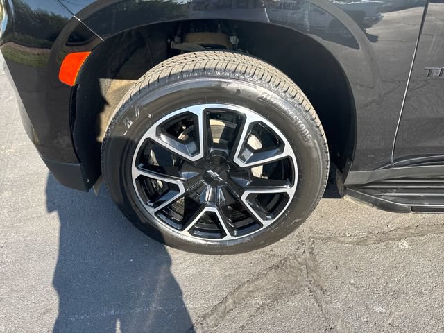 Used 2024 Chevrolet Tahoe RST w/ Luxury Package AWD/4WD image 27