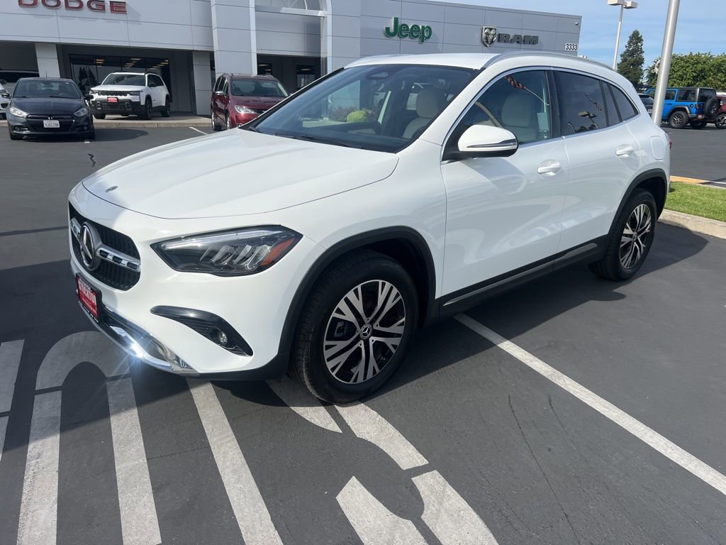 Used 2025 Mercedes-Benz GLA 250 4MATIC image 6