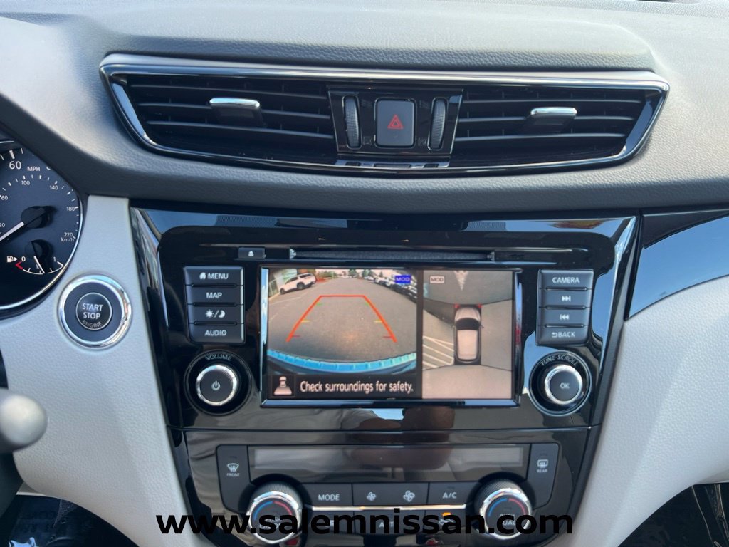 Used 2022 Nissan Rogue Sport SL AWD/4WD image 12