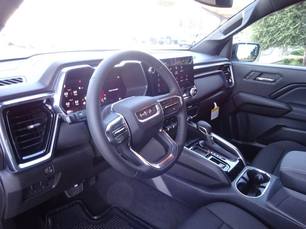 New 2026 GMC Canyon Elevation w/ Convenience Package RWD image 12