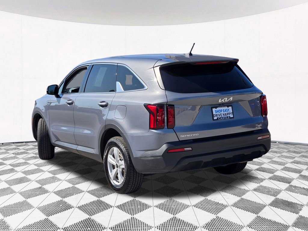 Used 2023 Kia Sorento LX image 23