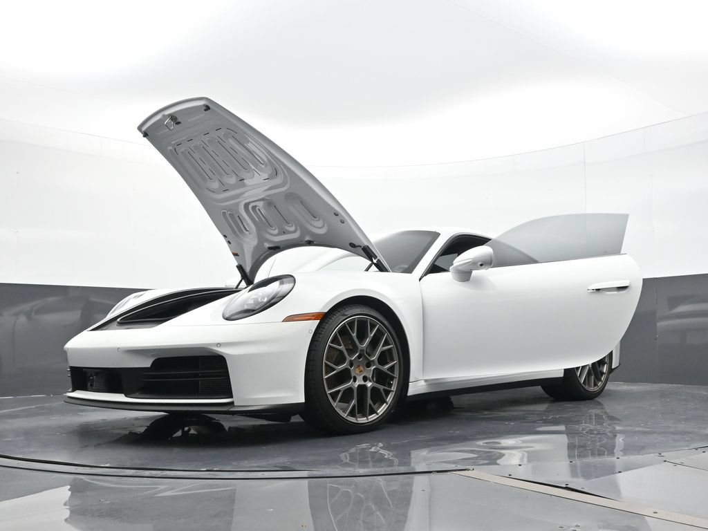 Certified 2025 Porsche 911 Carrera RWD image 27