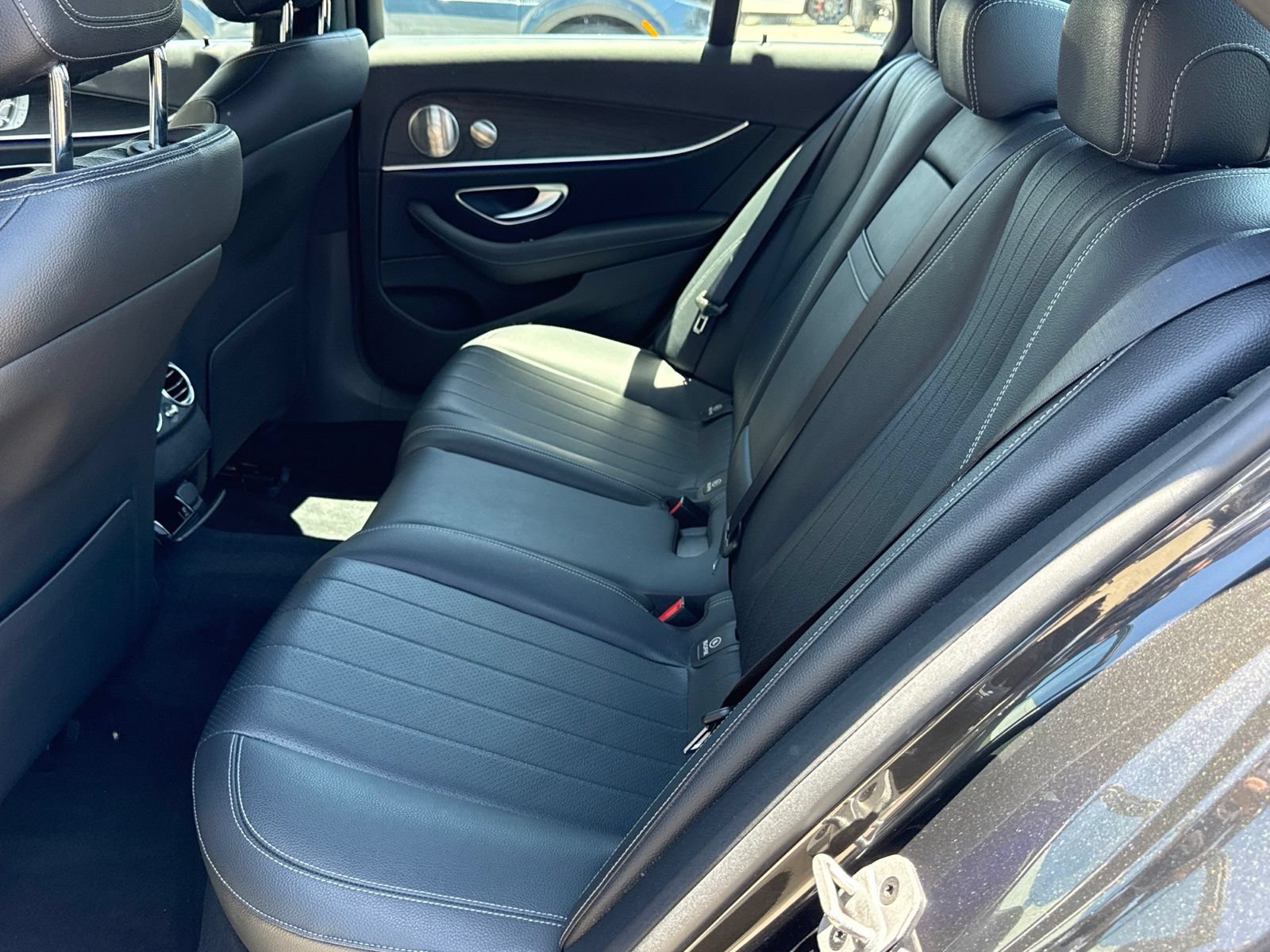 Used 2022 Mercedes-Benz E 350 Sedan image 42