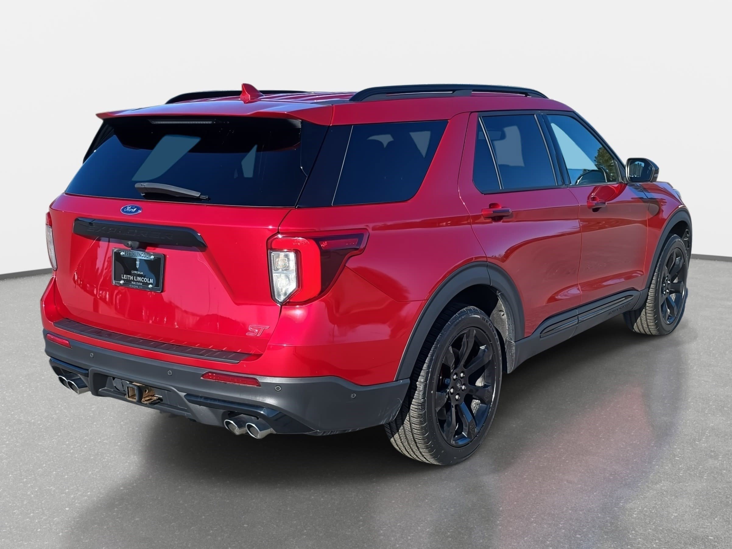 Used 2020 Ford Explorer ST w/ ST High-Performance Pack image 5