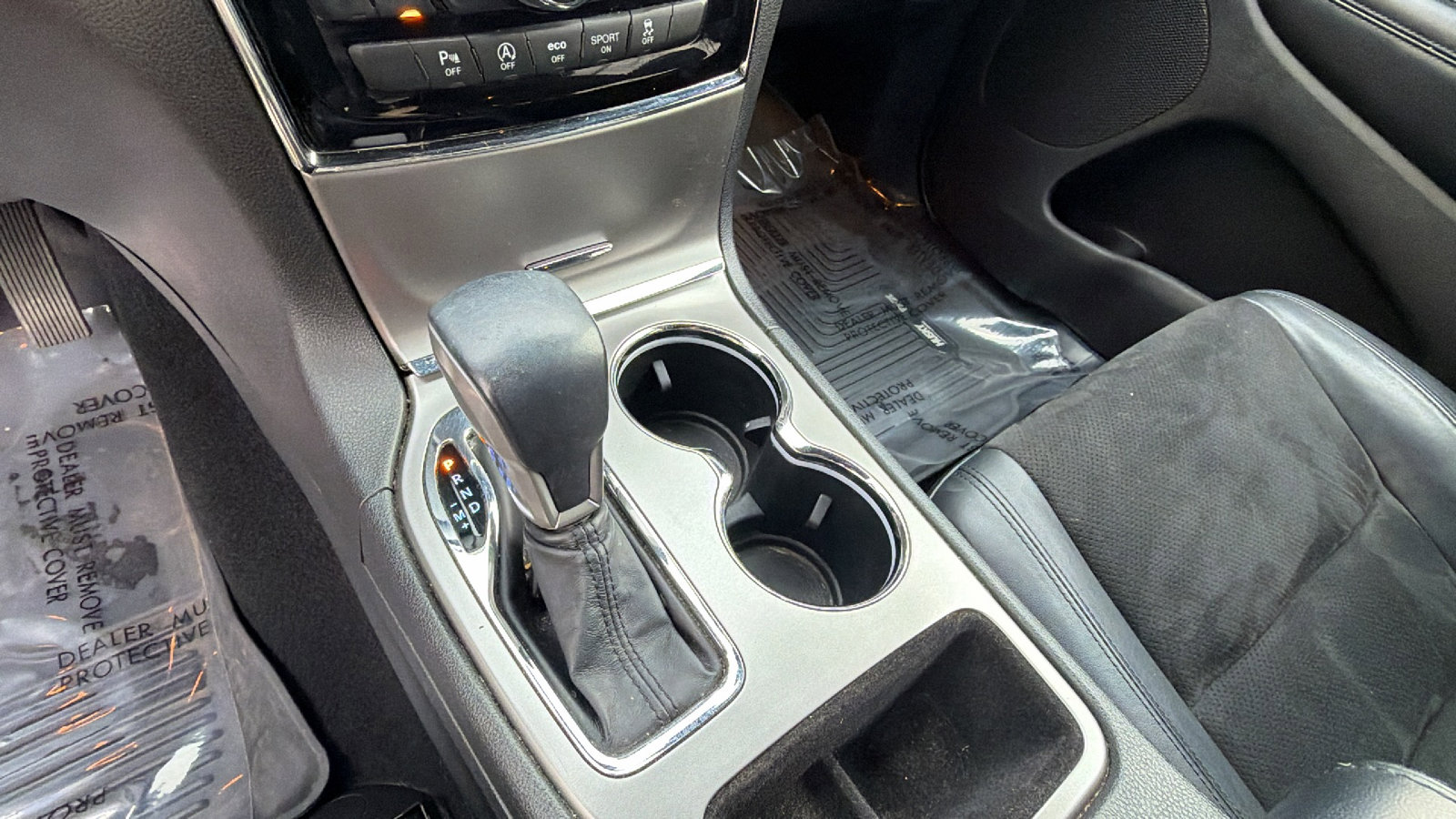 Used 2020 Jeep Grand Cherokee Altitude image 29