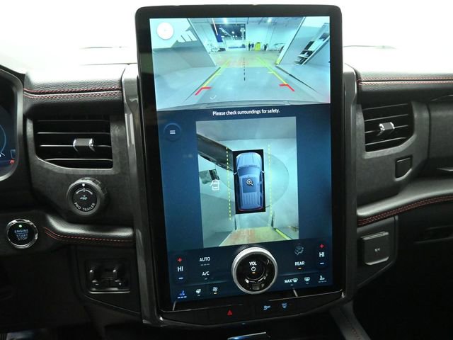 Used 2023 Ford Expedition Limited image 17