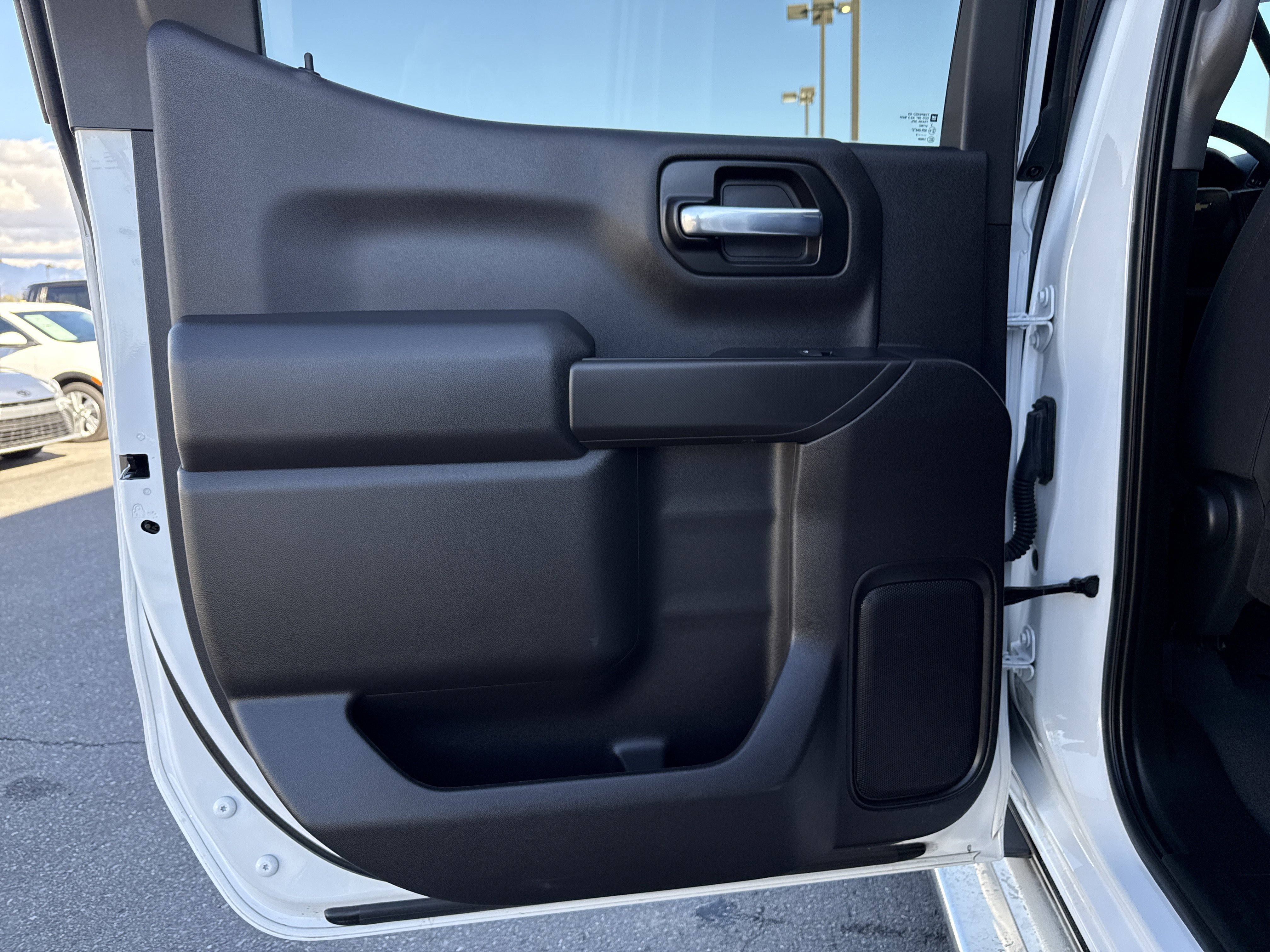 Used 2020 Chevrolet Silverado 1500 Custom w/ Custom Value Package image 25