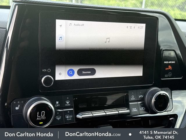 Used 2024 Toyota Highlander XSE FWD image 23