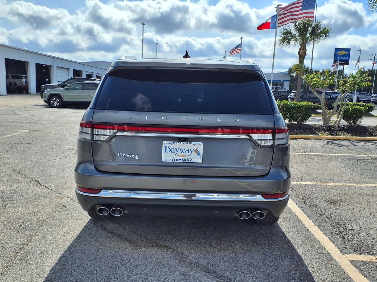 Used 2024 Lincoln Aviator Reserve w/ Elements Package Plus RWD image 22