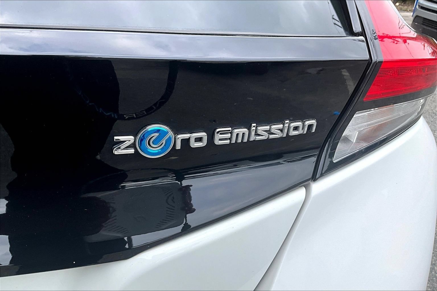 Used 2018 Nissan Leaf S w/ S Charge Package FWD image 23
