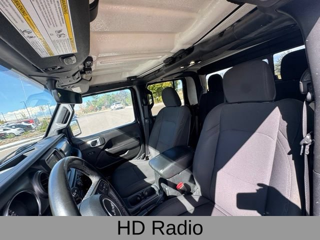 Certified 2022 Jeep Gladiator Sport AWD/4WD image 17