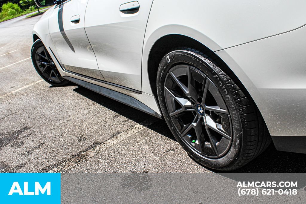 Used 2023 BMW i4 eDrive40 w/ Premium Package RWD image 12
