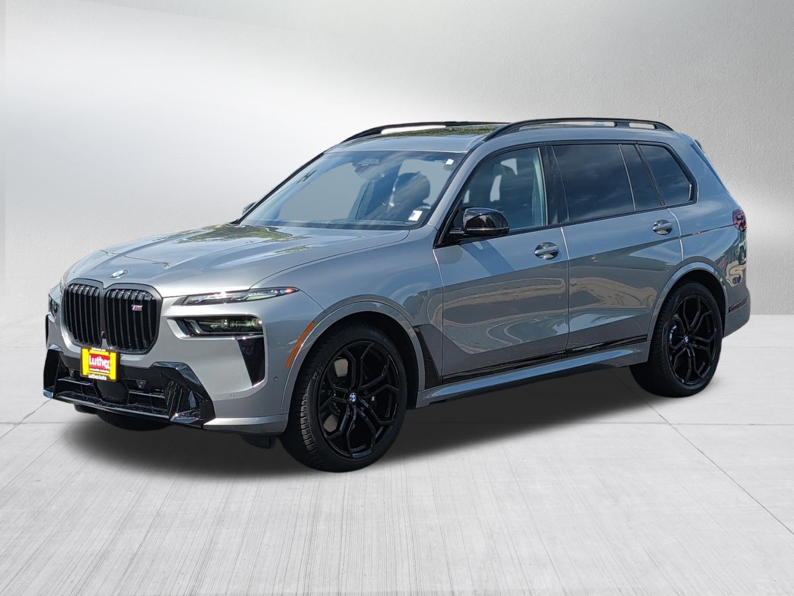 Used 2024 BMW X7 M60i w/ Executive Package AWD/4WD image 3
