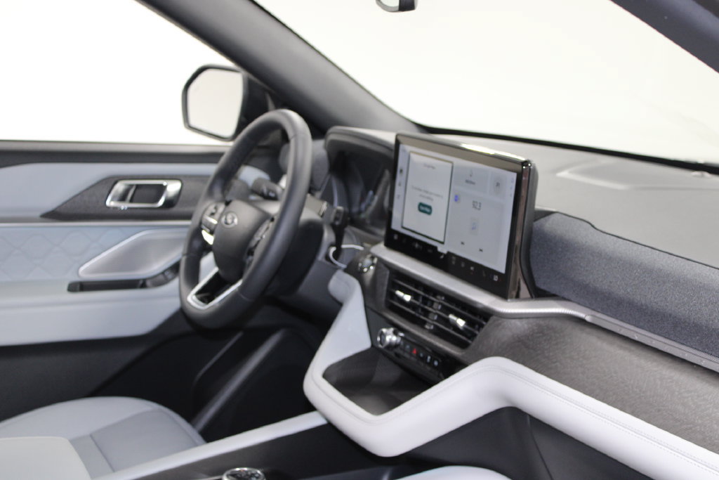 New 2027 Ford Explorer Platinum AWD/4WD image 31