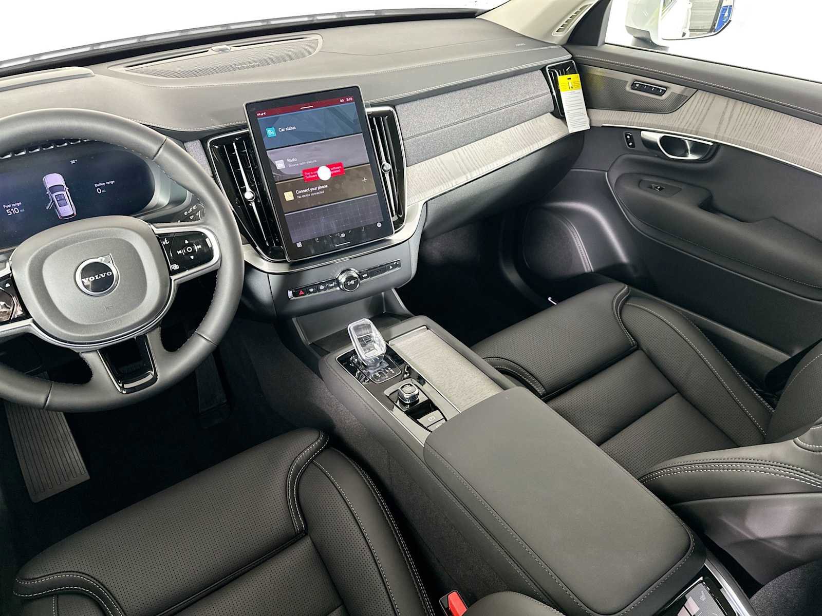 New 2025 Volvo XC90 T8 Plus w/ Protection Package Premier image 21