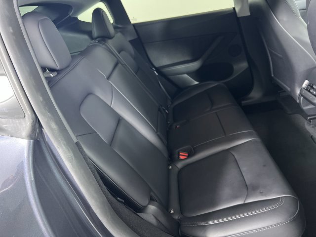 Used 2023 Tesla Model Y Performance AWD/4WD image 25