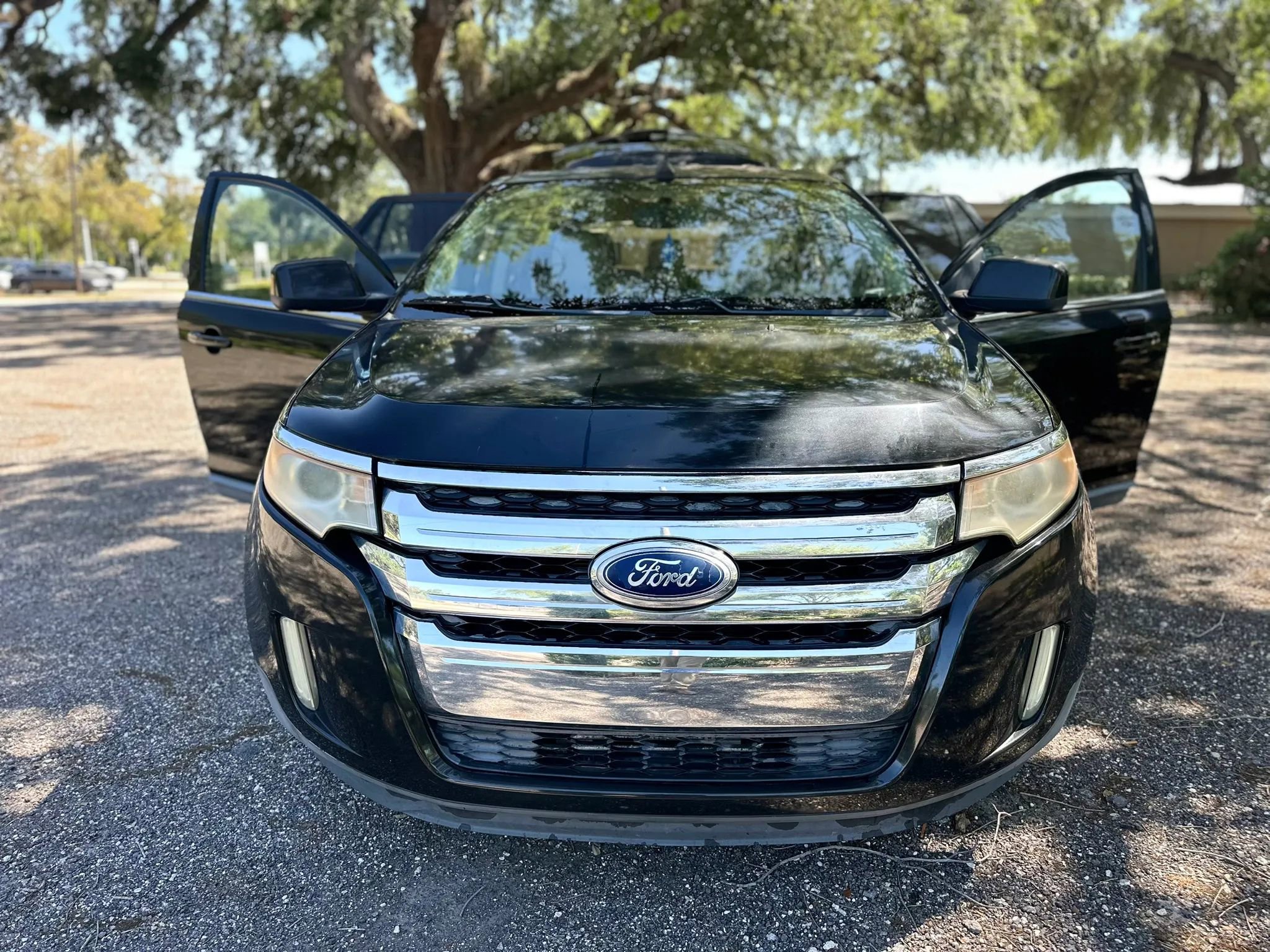Used 2011 Ford Edge Limited FWD image 2