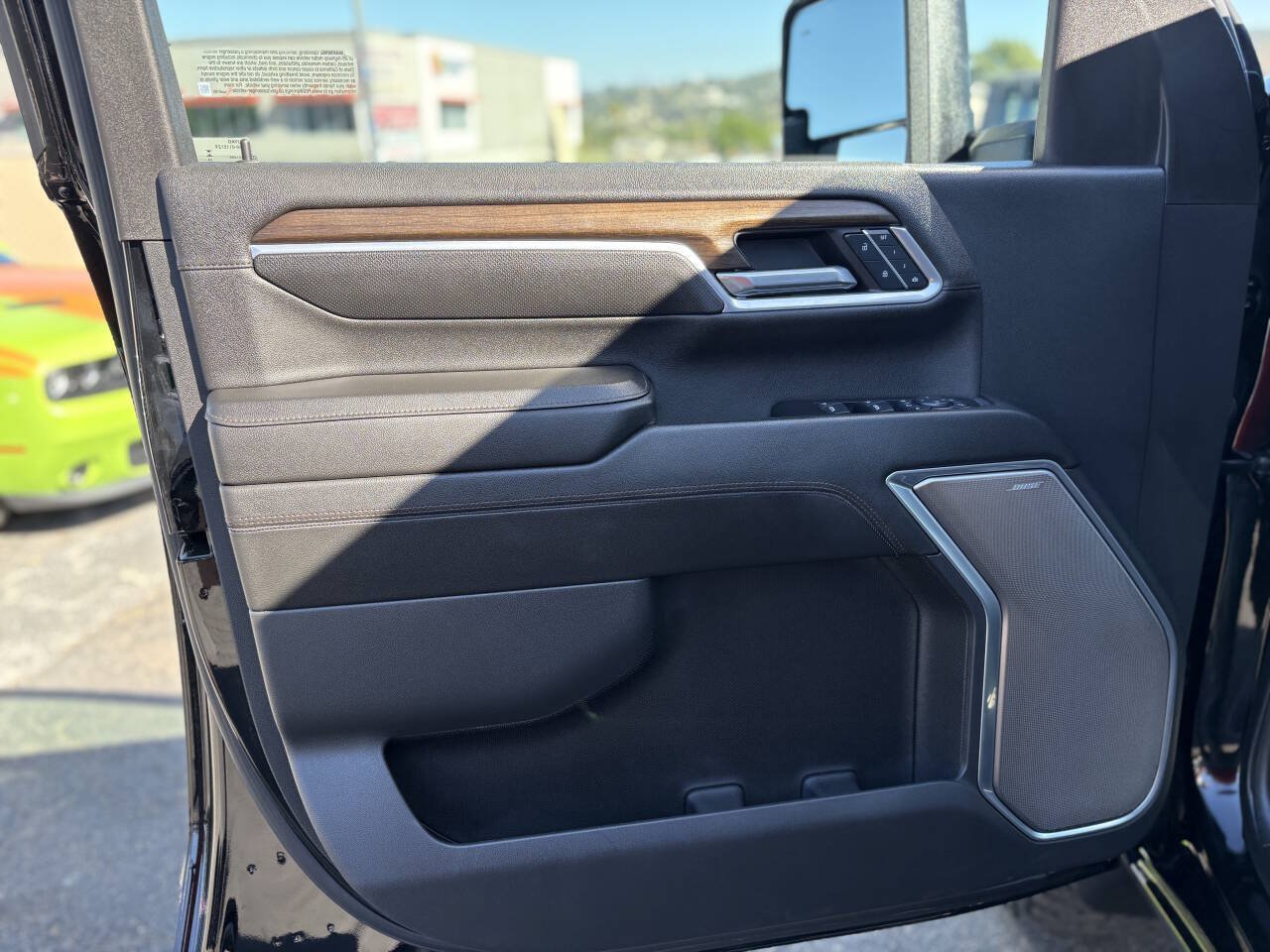 Used 2024 Chevrolet Silverado 2500 High Country w/ Midnight Edition AWD/4WD image 17