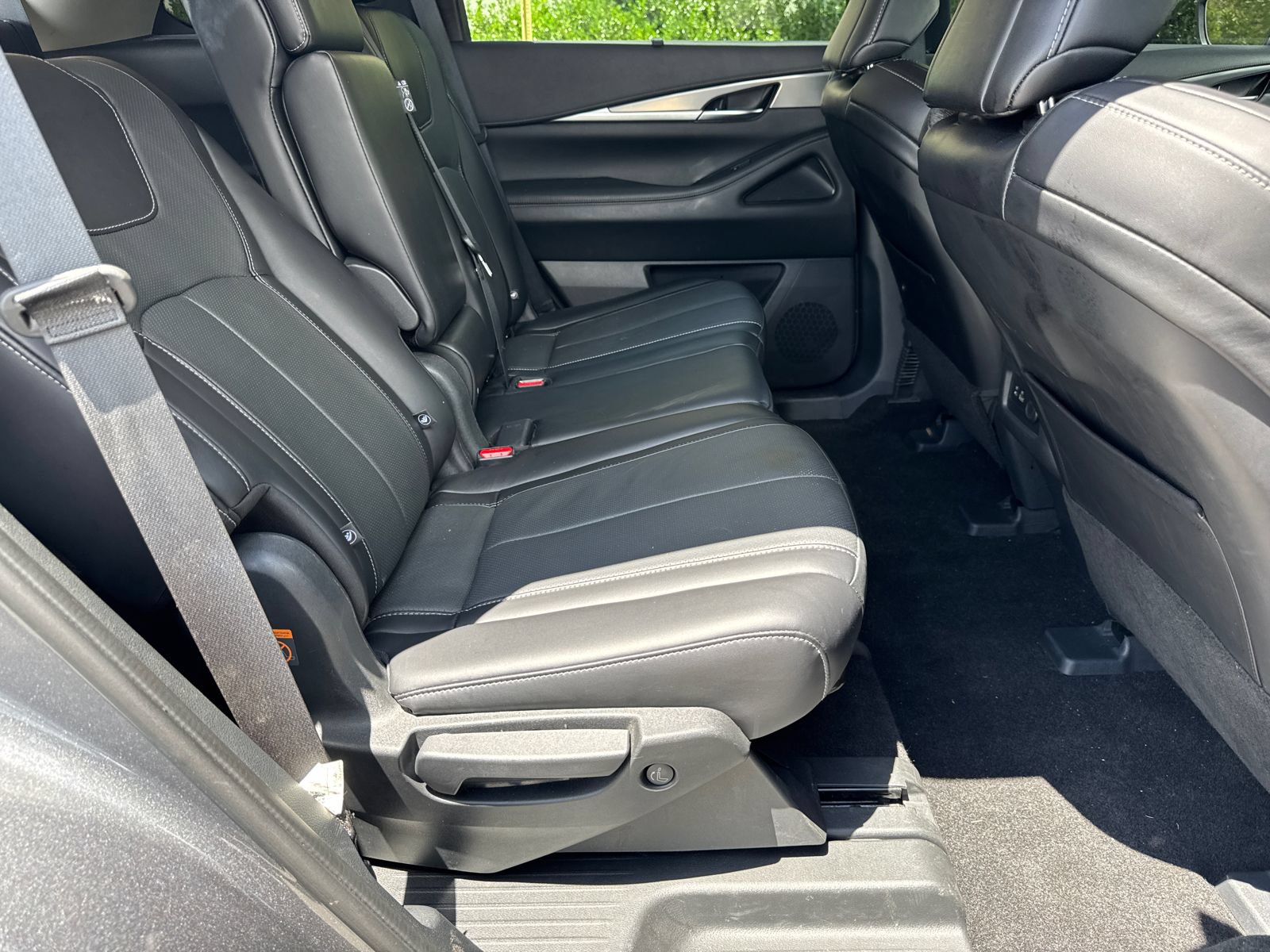 Used 2024 INFINITI QX60 Luxe w/ Cargo Package FWD image 15