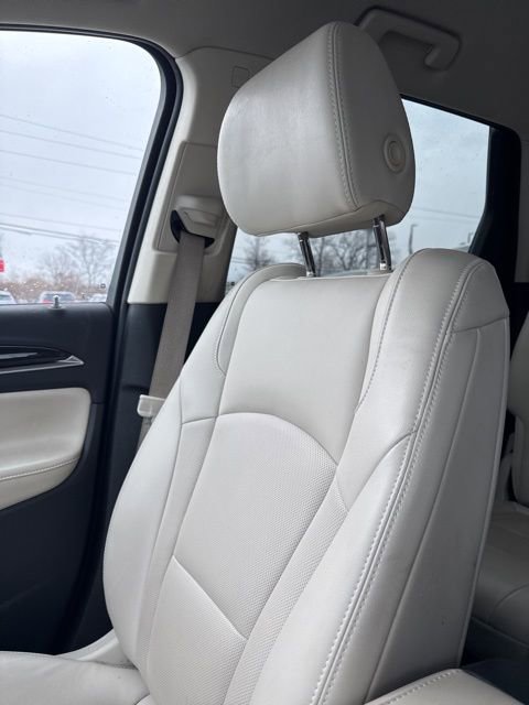 Certified 2024 Buick Enclave Essence w/ LPO, Floor Liner Package image 22
