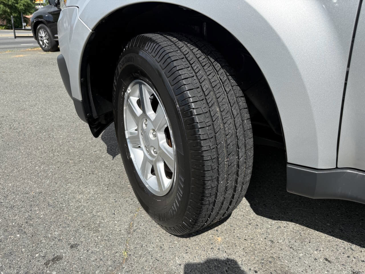 Used 2010 MAZDA Tribute i Sport AWD/4WD image 23