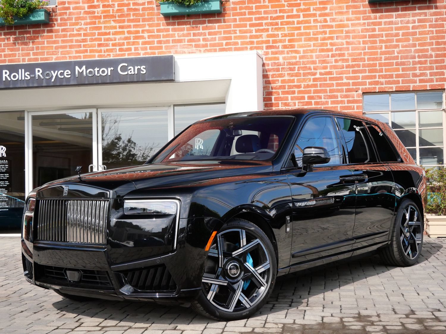 New 2027 Rolls-Royce Cullinan Black Badge AWD/4WD image 1