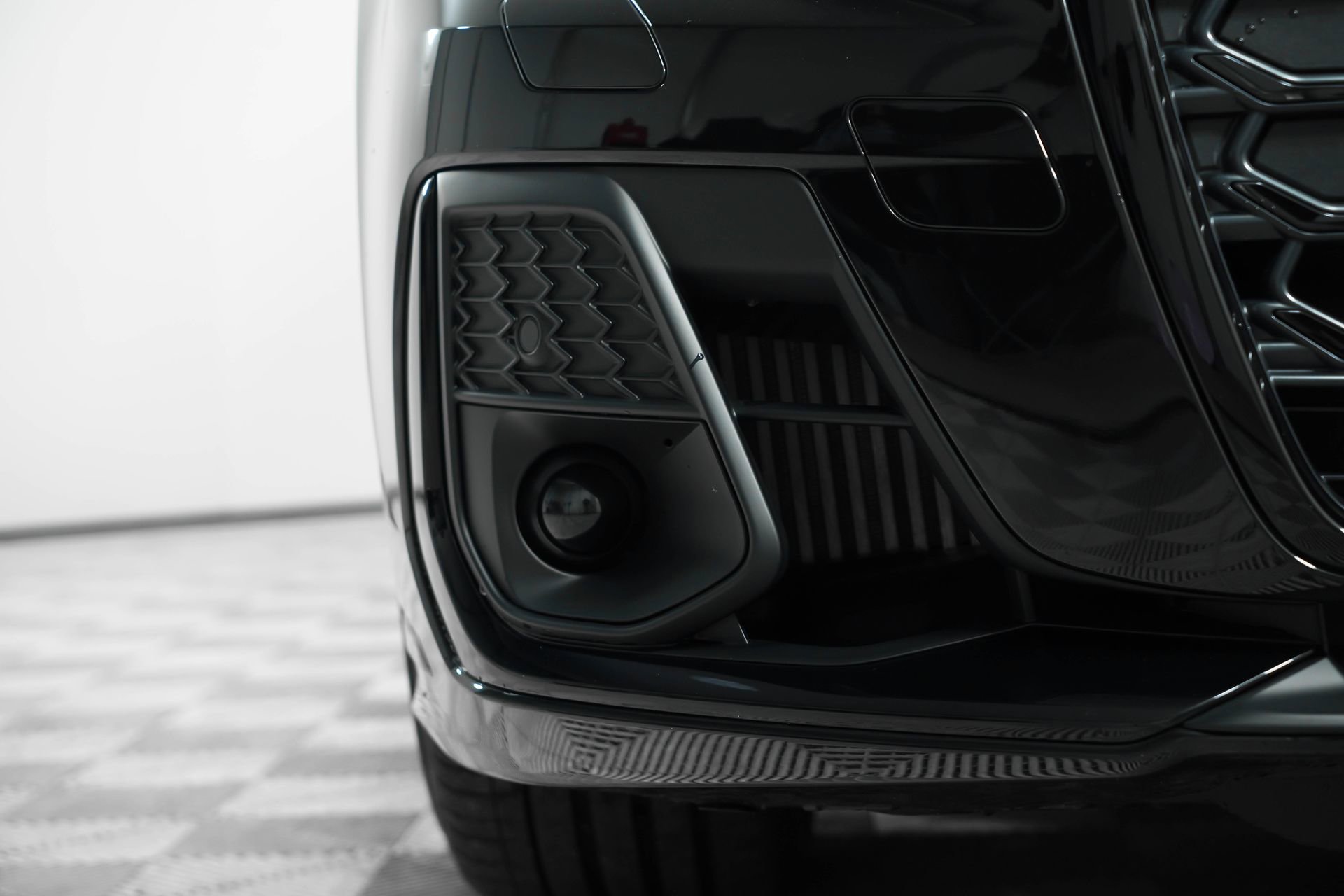 New 2025 Audi S8 image 16