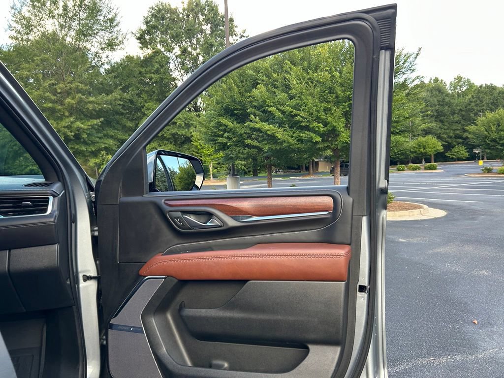 Used 2023 GMC Yukon XL Denali Ultimate AWD/4WD image 64