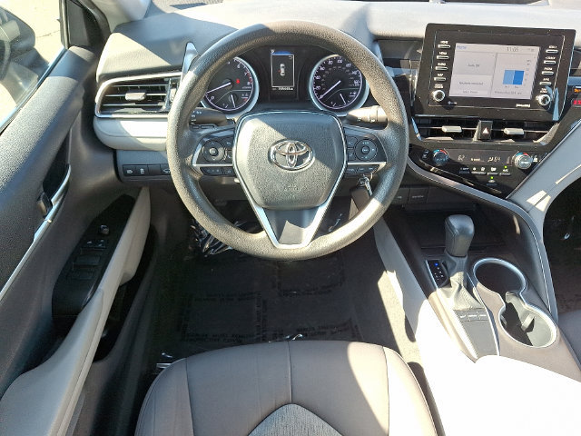 Used 2022 Toyota Camry LE FWD image 11