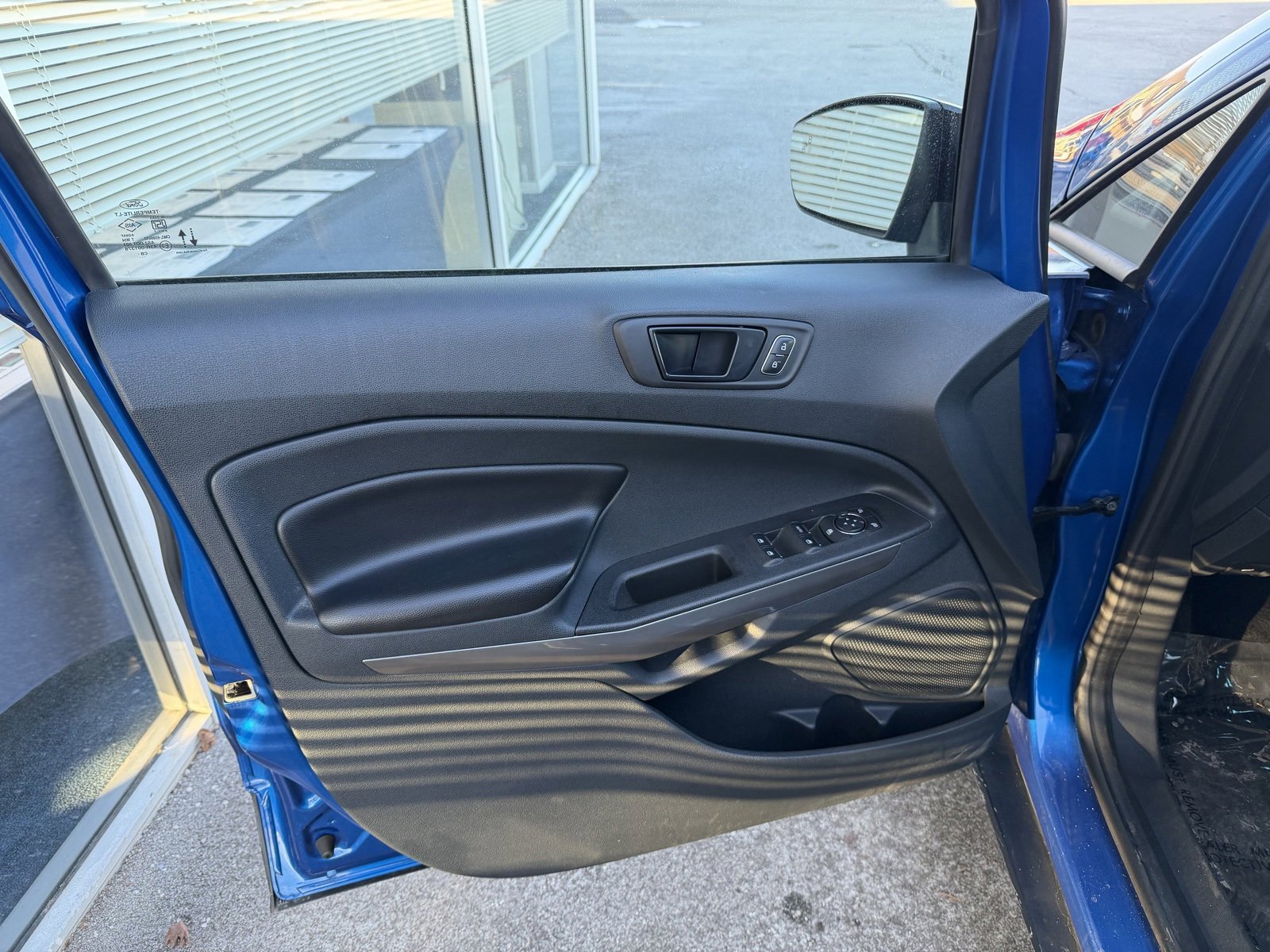 Used 2022 Ford EcoSport SES image 10