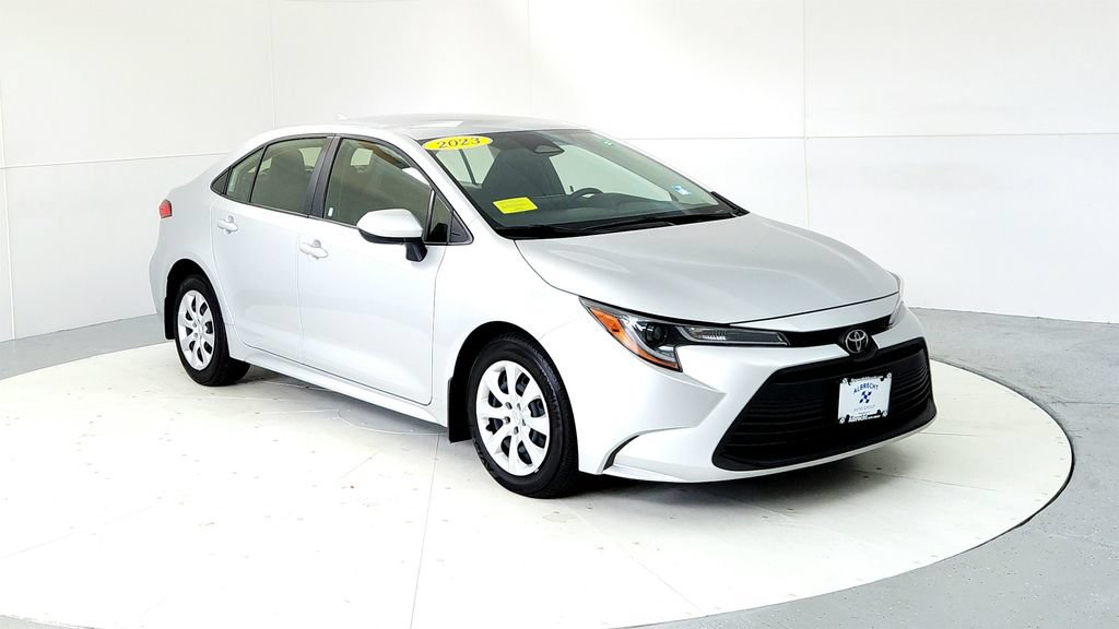 Certified 2023 Toyota Corolla LE FWD image 7